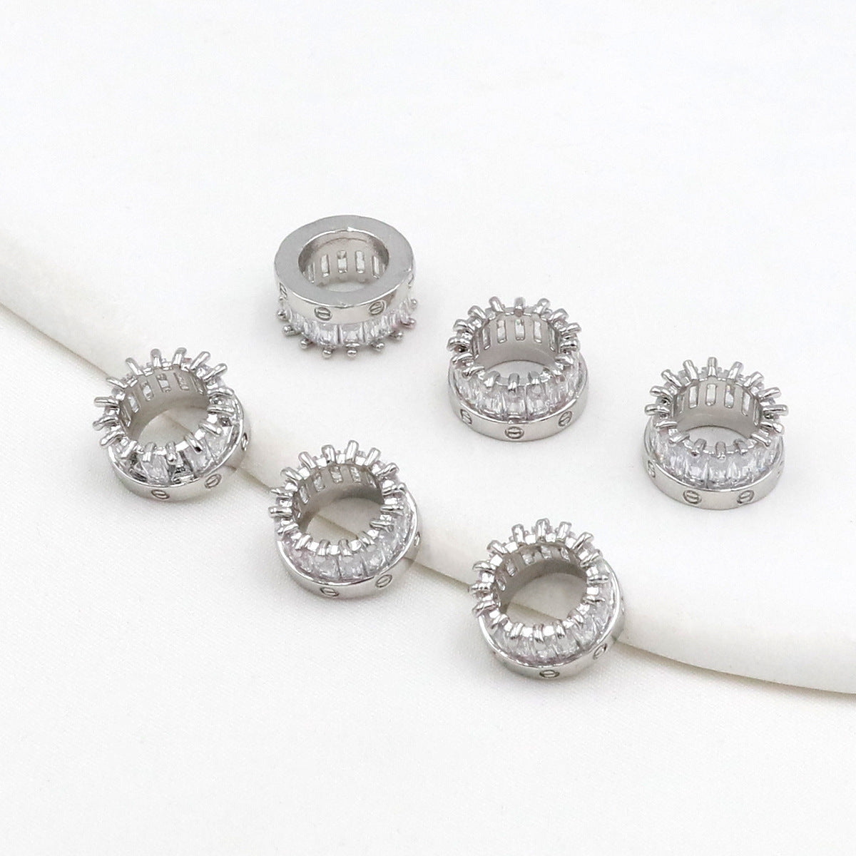 Crystal bracelet DIY bead separation and bead assembly